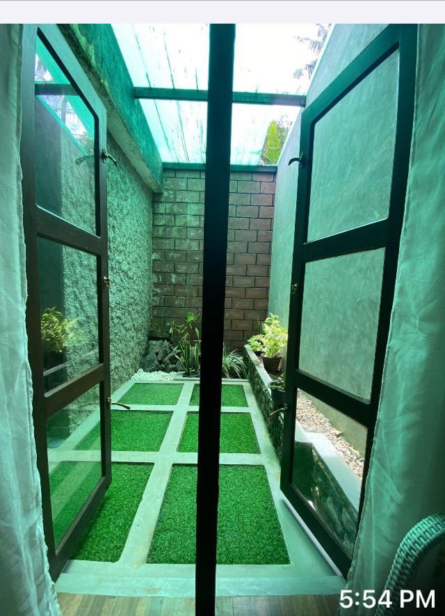 Ruwan Villa อาฮานกามา ภายนอก รูปภาพ